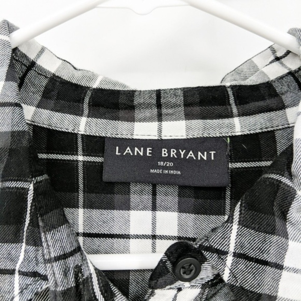 Lane Bryant Plaid Button Front Long Sleeve Shirt Black White Women's Size 18/20 - Picture 2 of 5